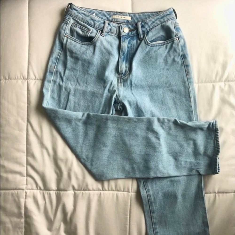 Pacsun ~ Mom Jean size 24